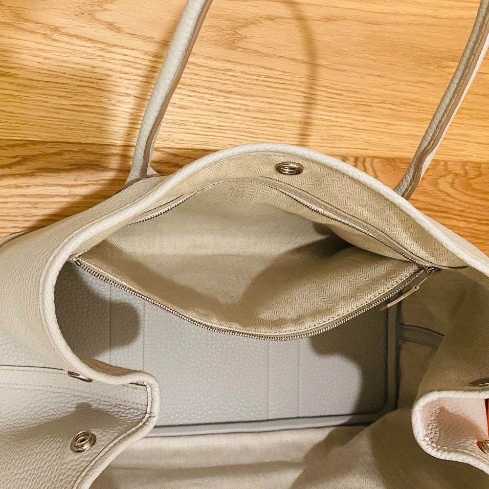 Hermes Light Gray/Cream Leather Tote - Picture 7 of 13